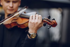 Learn How To Play The Violin As A Beginner With Violin Classes
