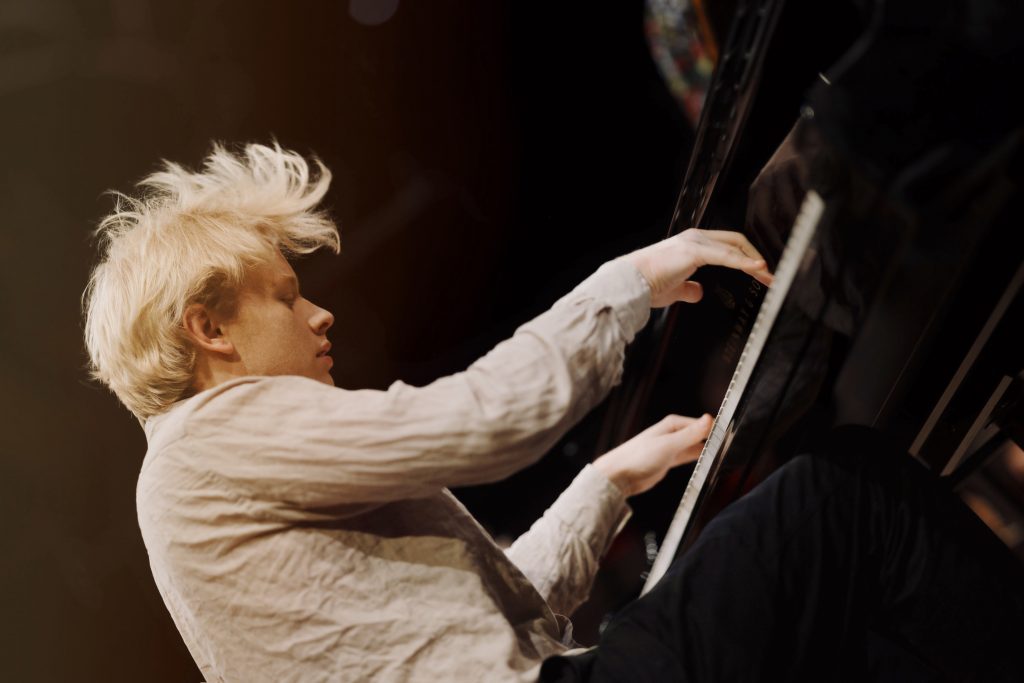 Alexander Malofeev to Grace the Singapore Stage in May 2025